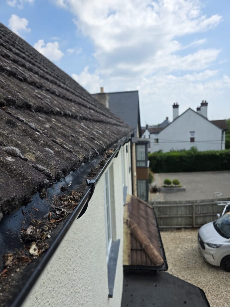 Out of level guttering causing water to pool and overflow in Worcester